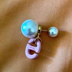 Single Dior Pearl Tribales Earring